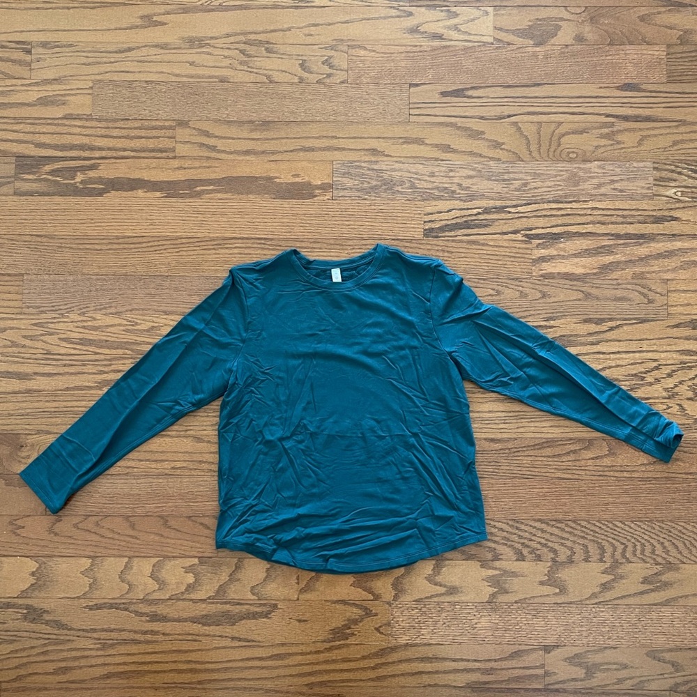 LULULemon Long Sleeve - Women